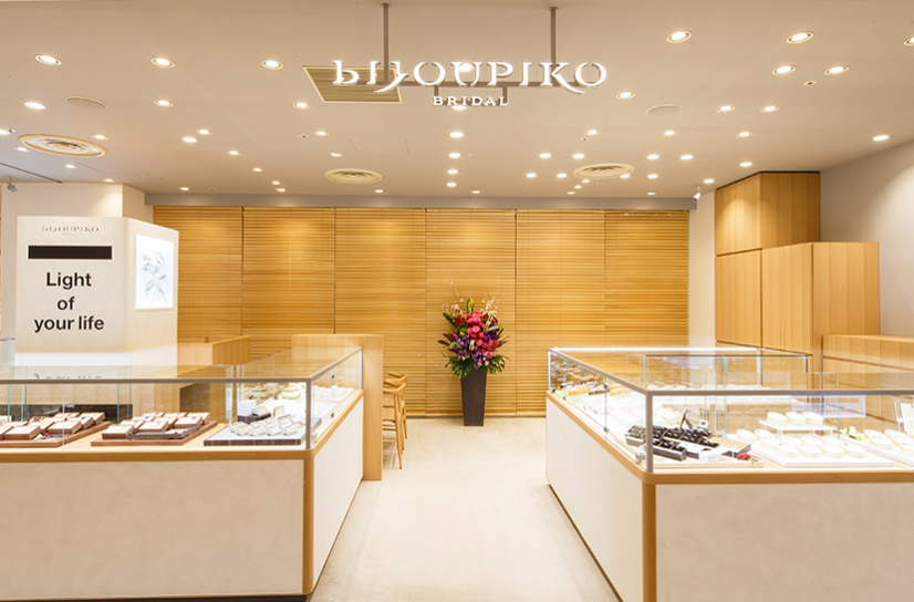 ビジュピコ なんばパークス店