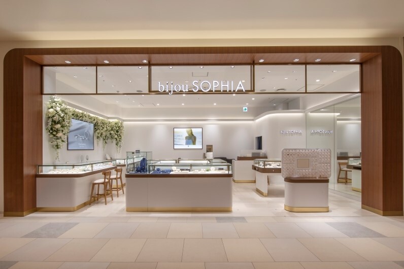 bijou SOPHIA ららぽーと福岡店（フェスタリア ビジュソフィア）