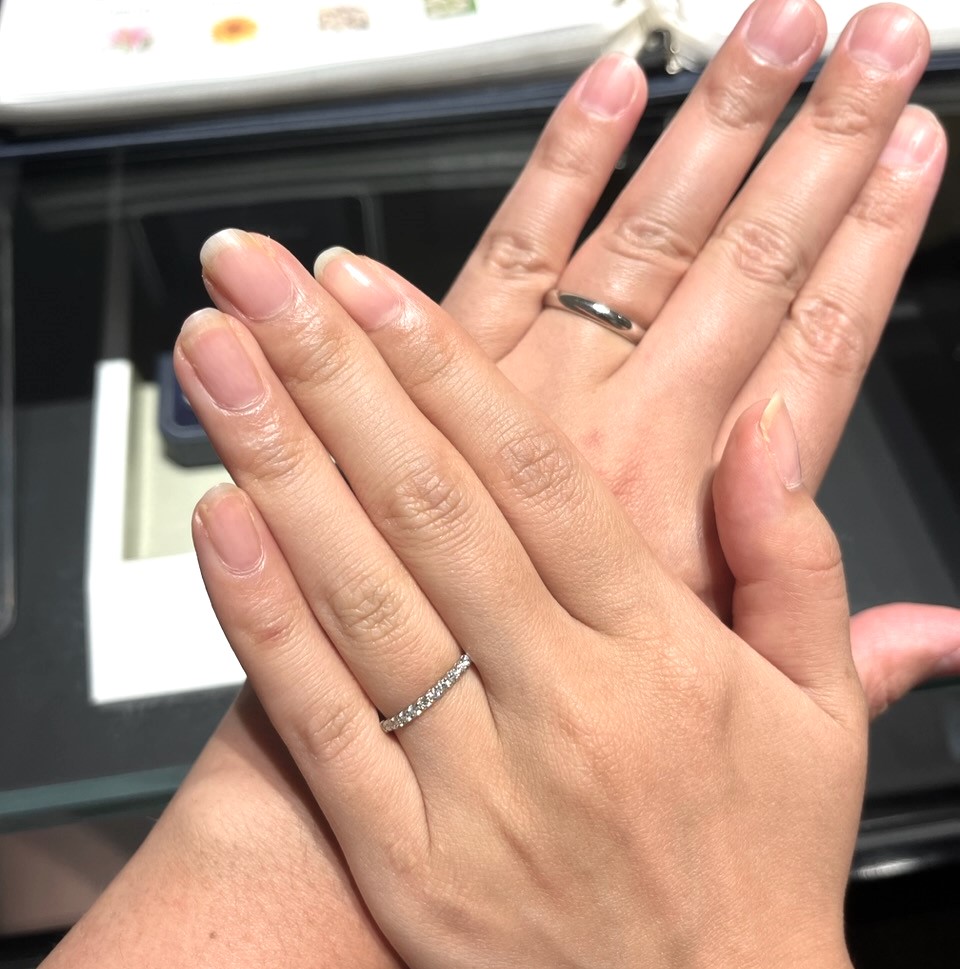 銀座ダイヤモンドシライシ 大阪店_試着写真（結婚指輪）