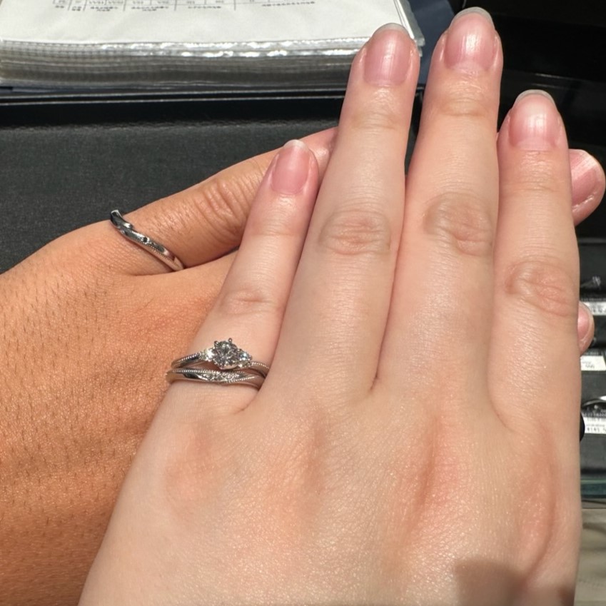 エクセルコ ダイヤモンド 宇都宮店_試着写真（結婚指輪・婚約指輪）
