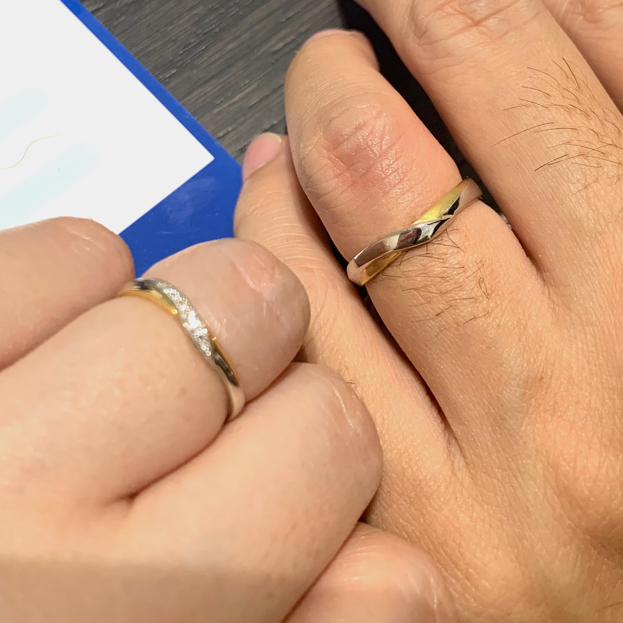 ビジュピコ 沖縄店_試着写真（結婚指輪）