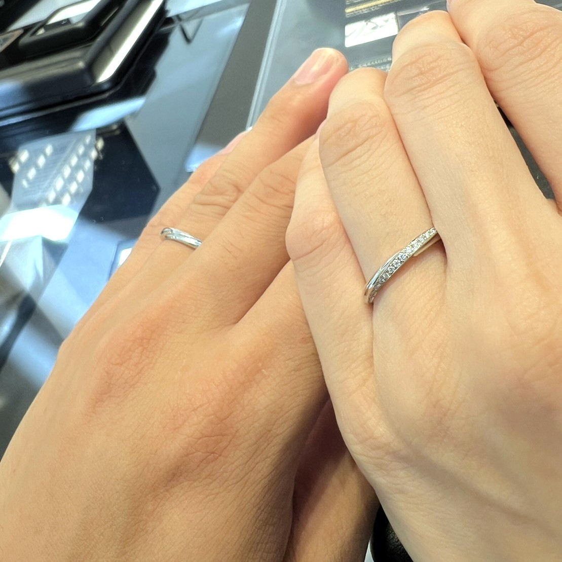 エクセルコ ダイヤモンド 名古屋本店_試着写真（結婚指輪・婚約指輪）