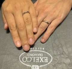 エクセルコ ダイヤモンド 名古屋ユニモール店_試着写真（結婚指輪）