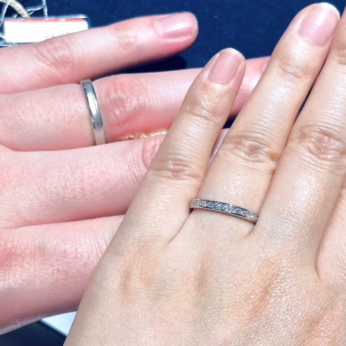ビジュピコ 銀座店_試着写真（結婚指輪・婚約指輪）