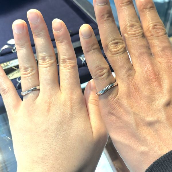 ビジュピコ 静岡店_試着写真（結婚指輪・婚約指輪）