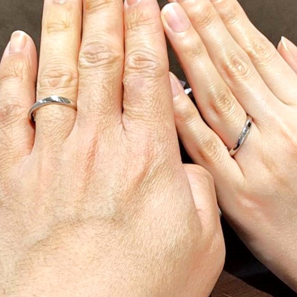 ビジュピコ 名古屋店_試着写真（結婚指輪・婚約指輪）
