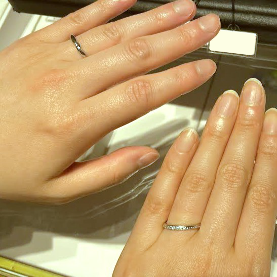 エクセルコ ダイヤモンド 梅田ハービス店_試着写真（結婚指輪・婚約指輪）