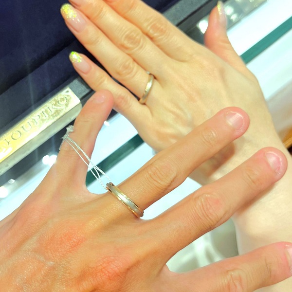 ビジュピコ 横浜元町店_試着写真（結婚指輪・婚約指輪）