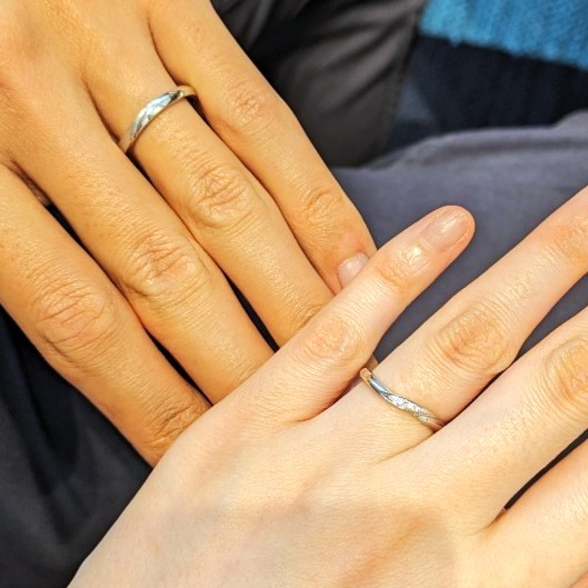 エクセルコ ダイヤモンド 和歌山店_試着写真（結婚指輪・婚約指輪）