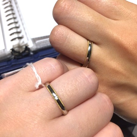 銀座ダイヤモンドシライシ 広島本店_試着写真（結婚指輪・婚約指輪）