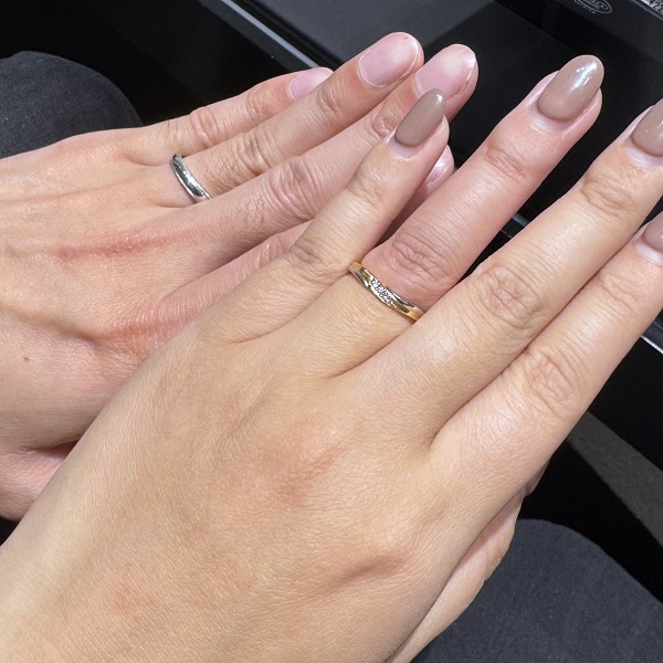 エクセルコ ダイヤモンド 梅田ハービス店_試着写真（結婚指輪・婚約指輪）