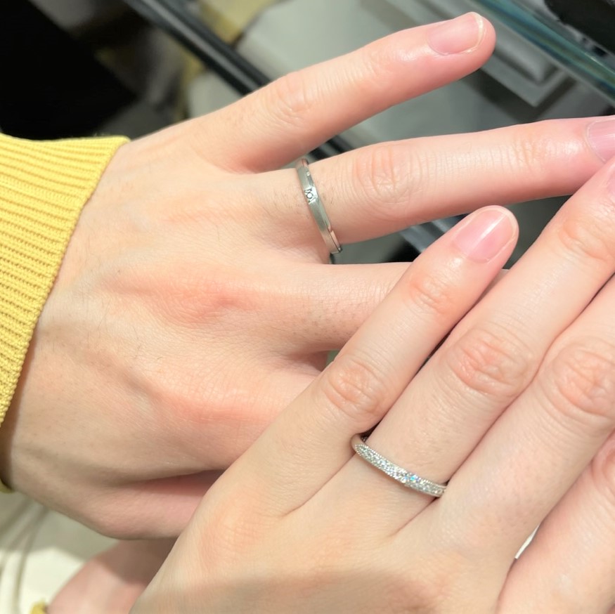 エクセルコ ダイヤモンド みなとみらい店_試着写真（結婚指輪・婚約指輪）