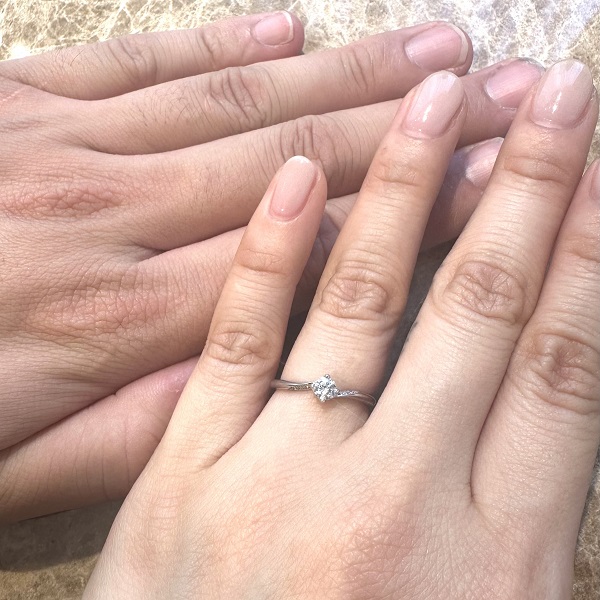 ビジュピコ 大阪店_試着写真（結婚指輪・婚約指輪）