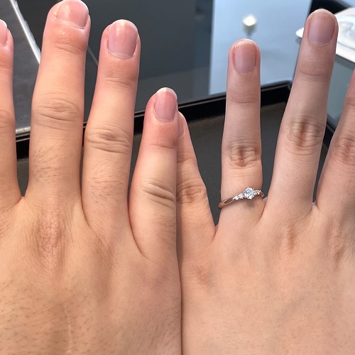 エクセルコ ダイヤモンド 東京本店_試着写真（結婚指輪・婚約指輪）