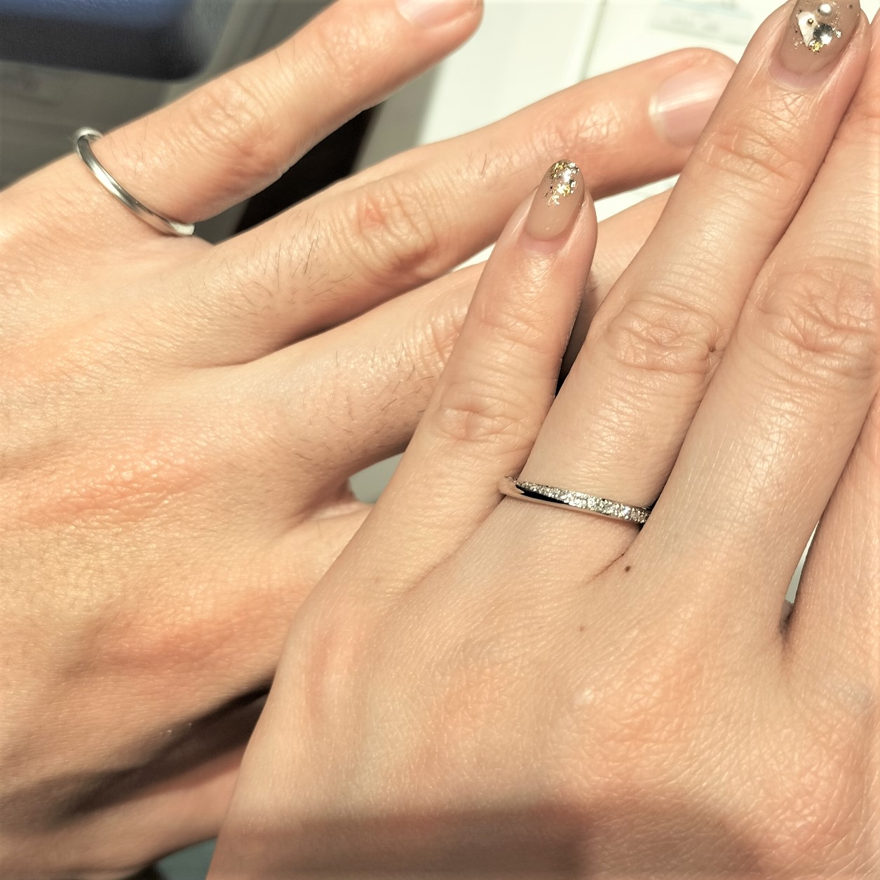 銀座ダイヤモンドシライシ 札幌時計台店_試着写真（結婚指輪・婚約指輪）