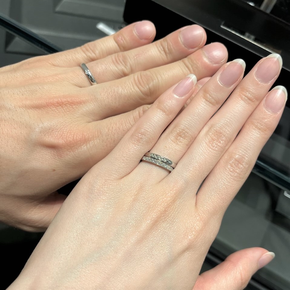 エクセルコ ダイヤモンド みなとみらい店_試着写真（結婚指輪・婚約指輪）