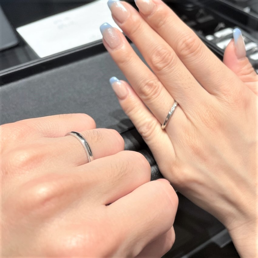 エクセルコ ダイヤモンド 梅田ハービス店_試着写真（結婚指輪・婚約指輪）