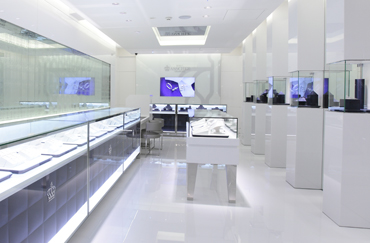 ロイヤルアッシャーダイヤモンド　銀座本店_2